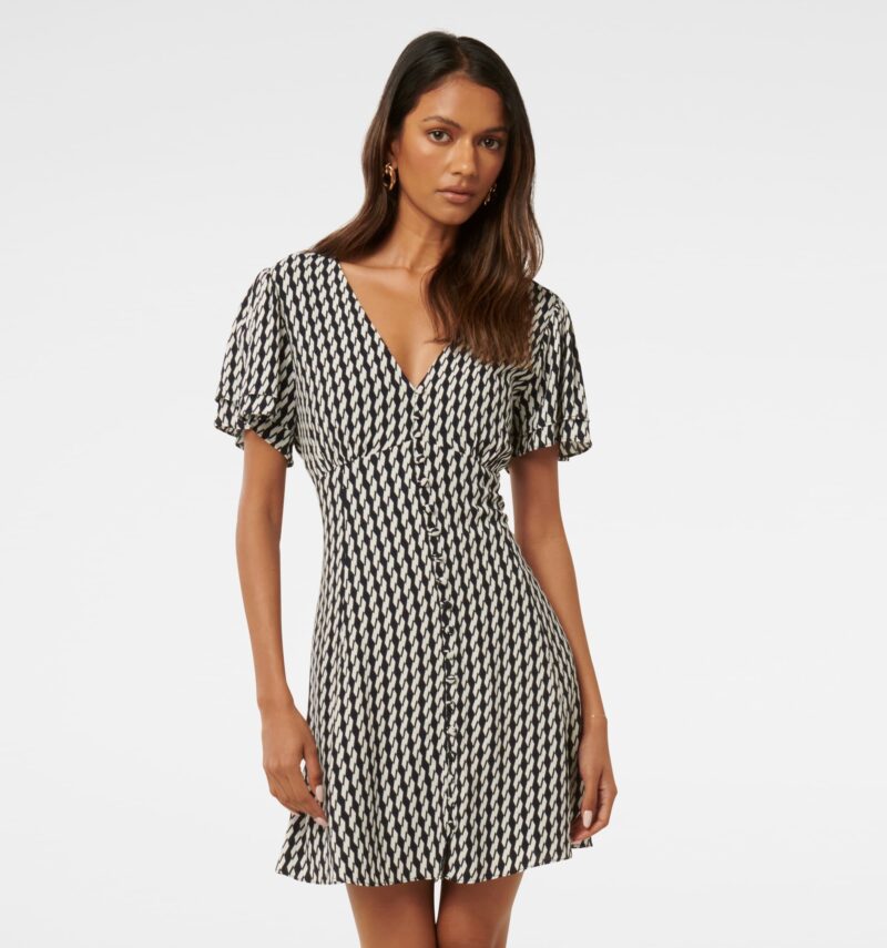 Pria Petite Button Through Min